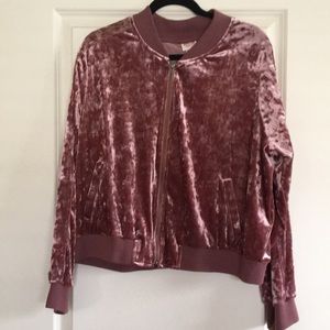 Cute Mossimo velvet bomber jacket